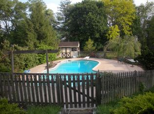 115 Signal Hill Rd, Holland, PA 18966