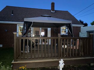 179 Fairvale Dr, Cheektowaga, NY 14225