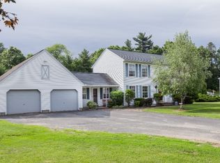 26 Crystal Dr, Southwick, MA 01077