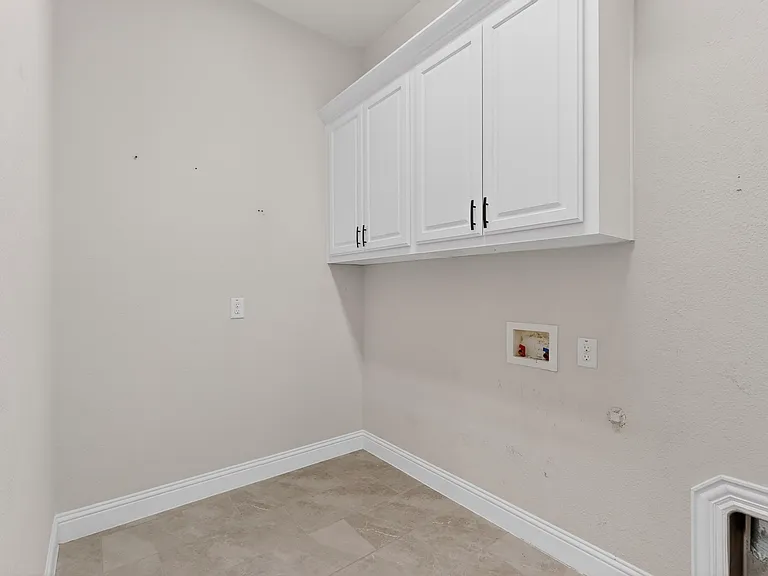 5901 The Esplanade Dr — Photo 44