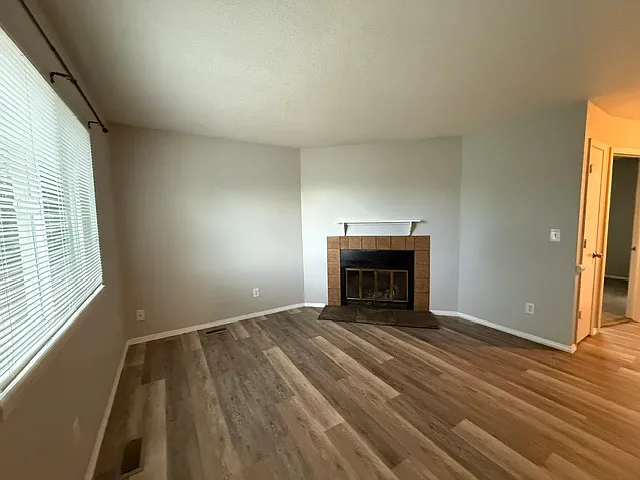 2 bed, 784 sqft, $1,495 — Photo 3