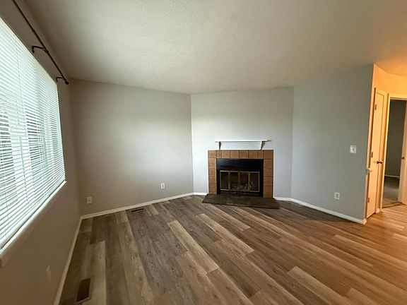 3rd image of 2120 Cooper Ave APT B