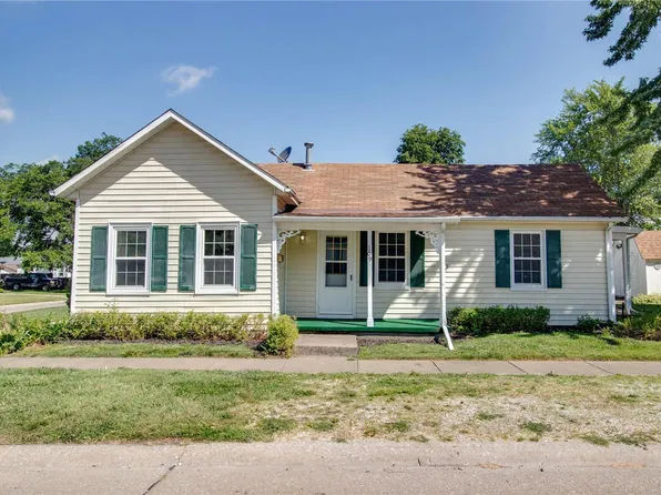 109 W Mulberry St, Jerseyville, IL 62052