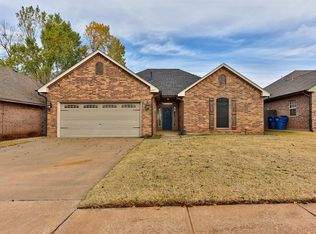 629 E Katelyn Ln, Mustang, OK 73064