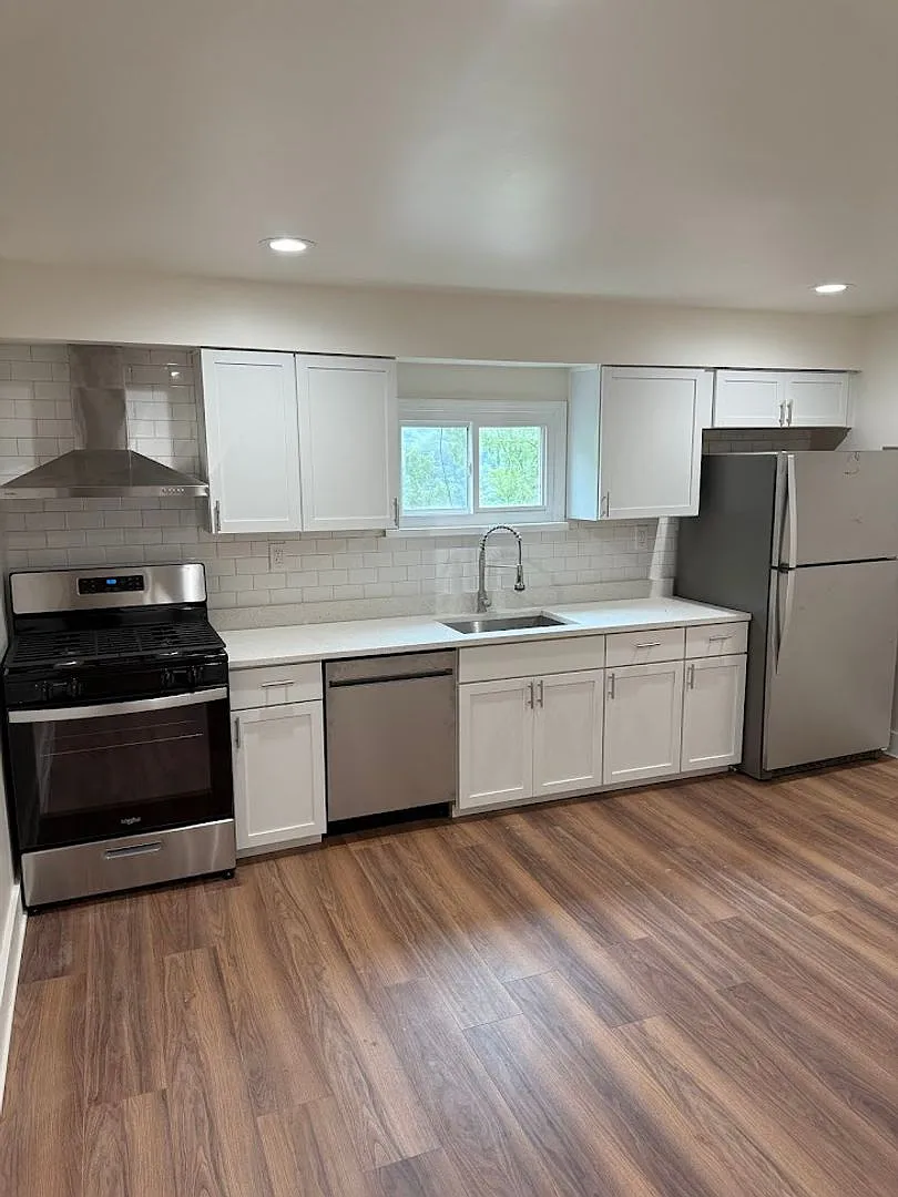 420 Tintsman Avenue — Photo 1
