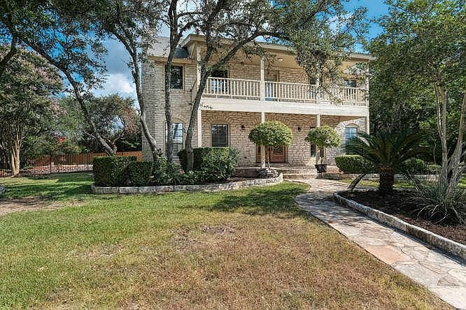 1st image of 2105 Vivian Dr