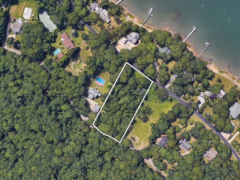 1st image of 17 Tuthill Dr