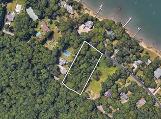 17 Tuthill Dr, Shelter Island Heights, NY 11965