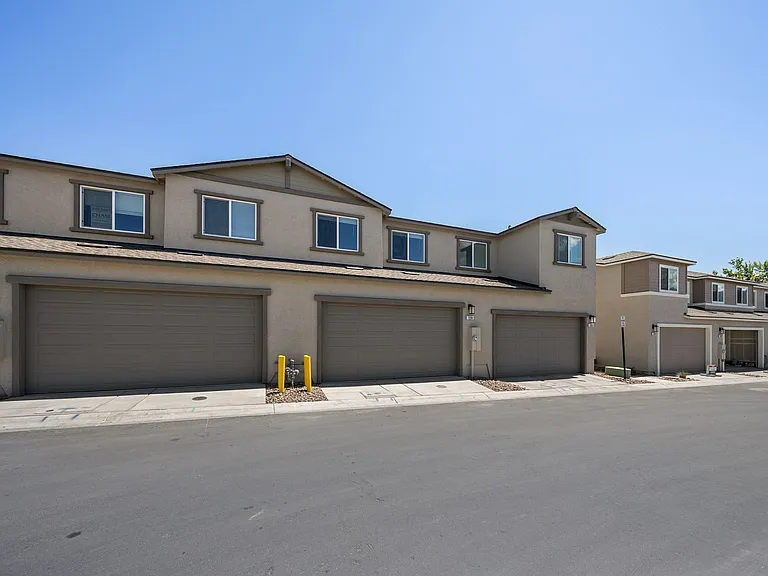 1594 Grazer Way — Photo 44