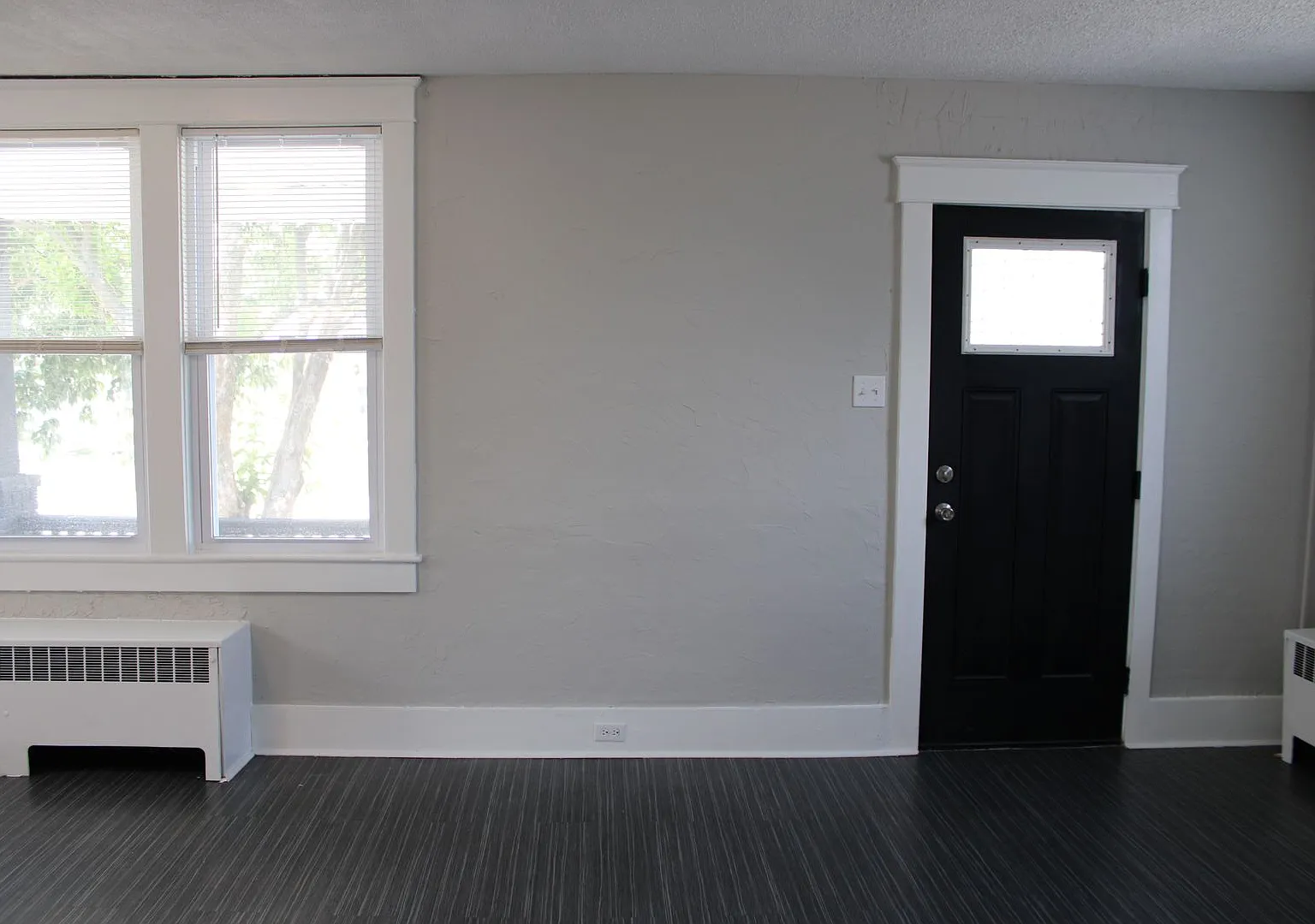 3 Bedroom Single Family Home — Photo 3