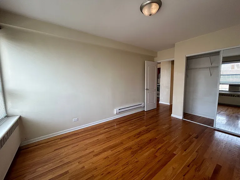 4180 Marine Terrace Apartments — Photo 129