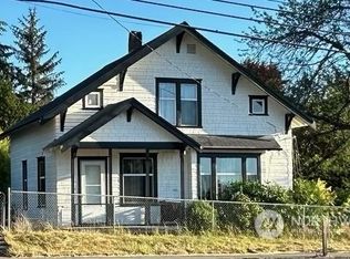 3322 112th St E, Tacoma, WA