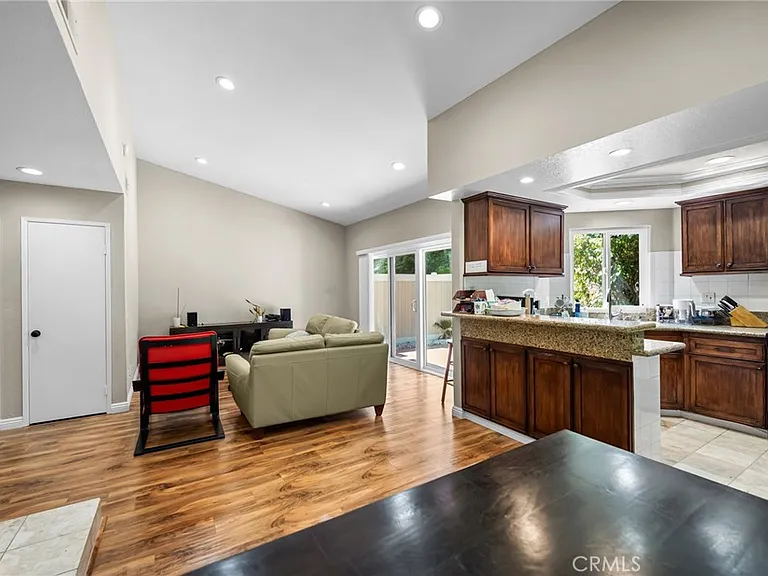 1315 Albariza Pl #5 — Photo 7