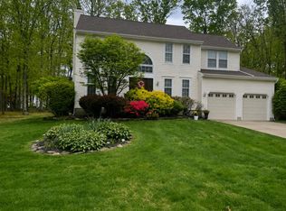 1701 Currant Ct, Williamstown, NJ 08094