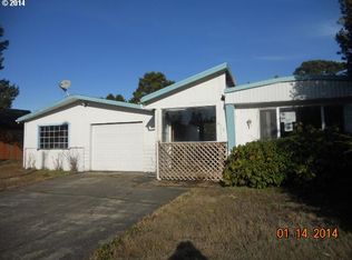 679 Siano Loop, Florence, OR 97439