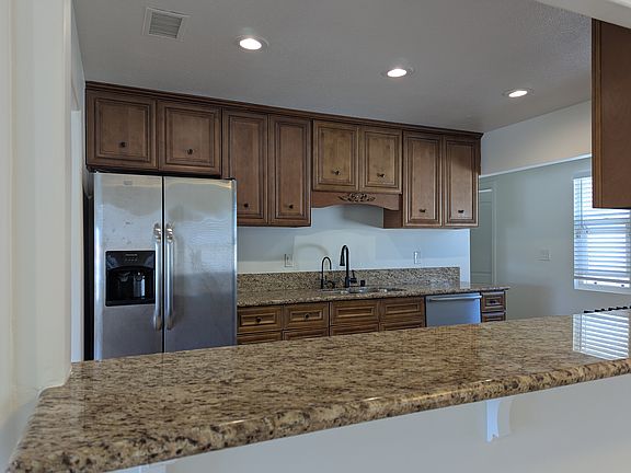4th image of 3359 W Brady Ave