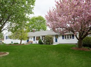 1 Fairmeadow Rd, Wilmington, MA 01887