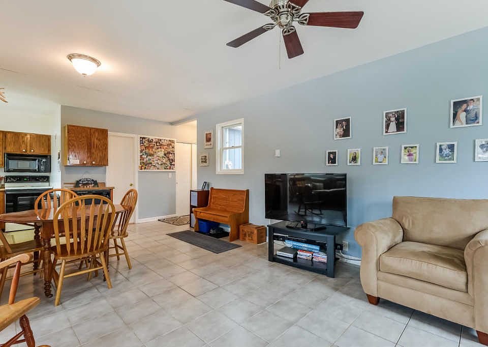 2655 Selkirk Lake Dr, Shelbyville, MI 49344 Zillow