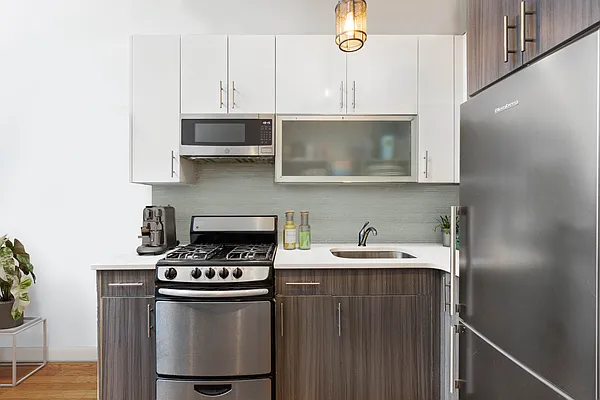 Rented by Freestone Property Group | media 8