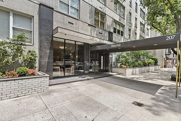 Sold by Compass | media 13