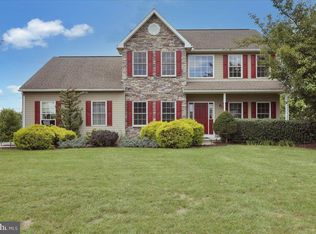 400 School Ln, Hamburg, PA 19526