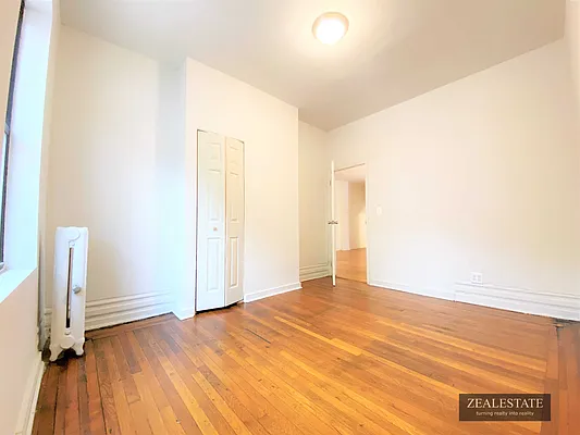 Rented by ZealEstate Group Inc | media 18