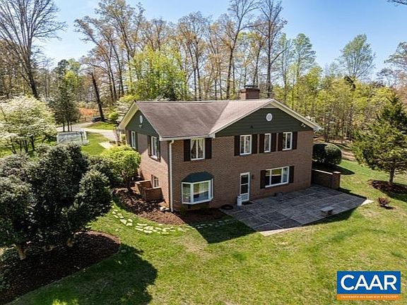 4th image of 3505 Sarah Dr