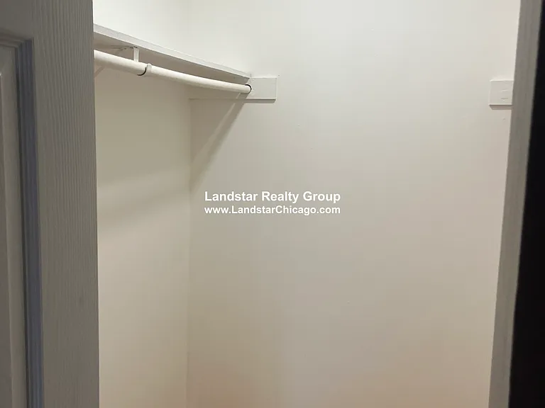 6830 N Sheridan Rd #465 — Photo 6