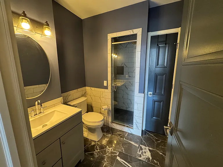 817 Main St #4C — Photo 7
