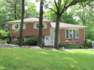 14 E Korwel Cir, West Orange, NJ 07052