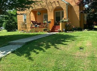 104 2nd St S, Decherd, TN 37324