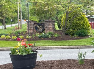 404 Adams St, Coatesville, PA 19320