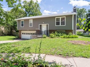 3209 W 21st St, Lawrence, KS 66047