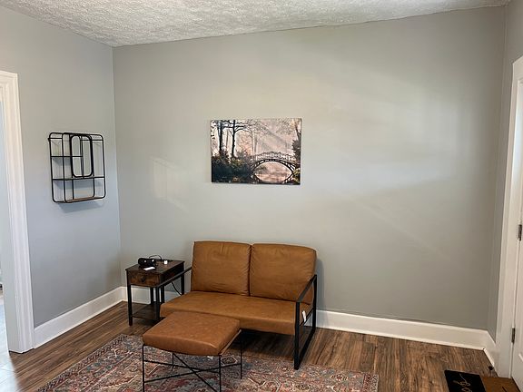 3rd image of 610 Saint Joseph Ave