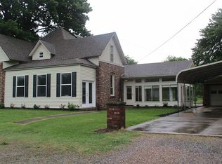 814 Richard Burnley Ave, Kevil, KY 42053