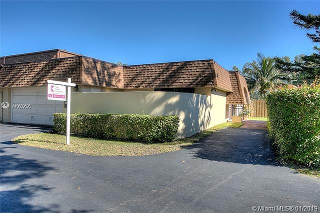 1st image of 19001 E Lake Dr