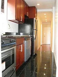 Rented by Tower Brokerage