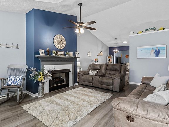 5th image of 2849 Gateway Park Ln