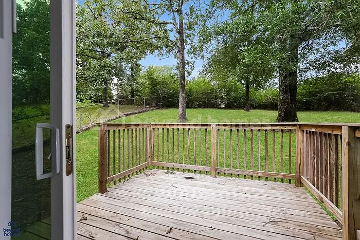 5708 Wisteria Ct — Photo 16