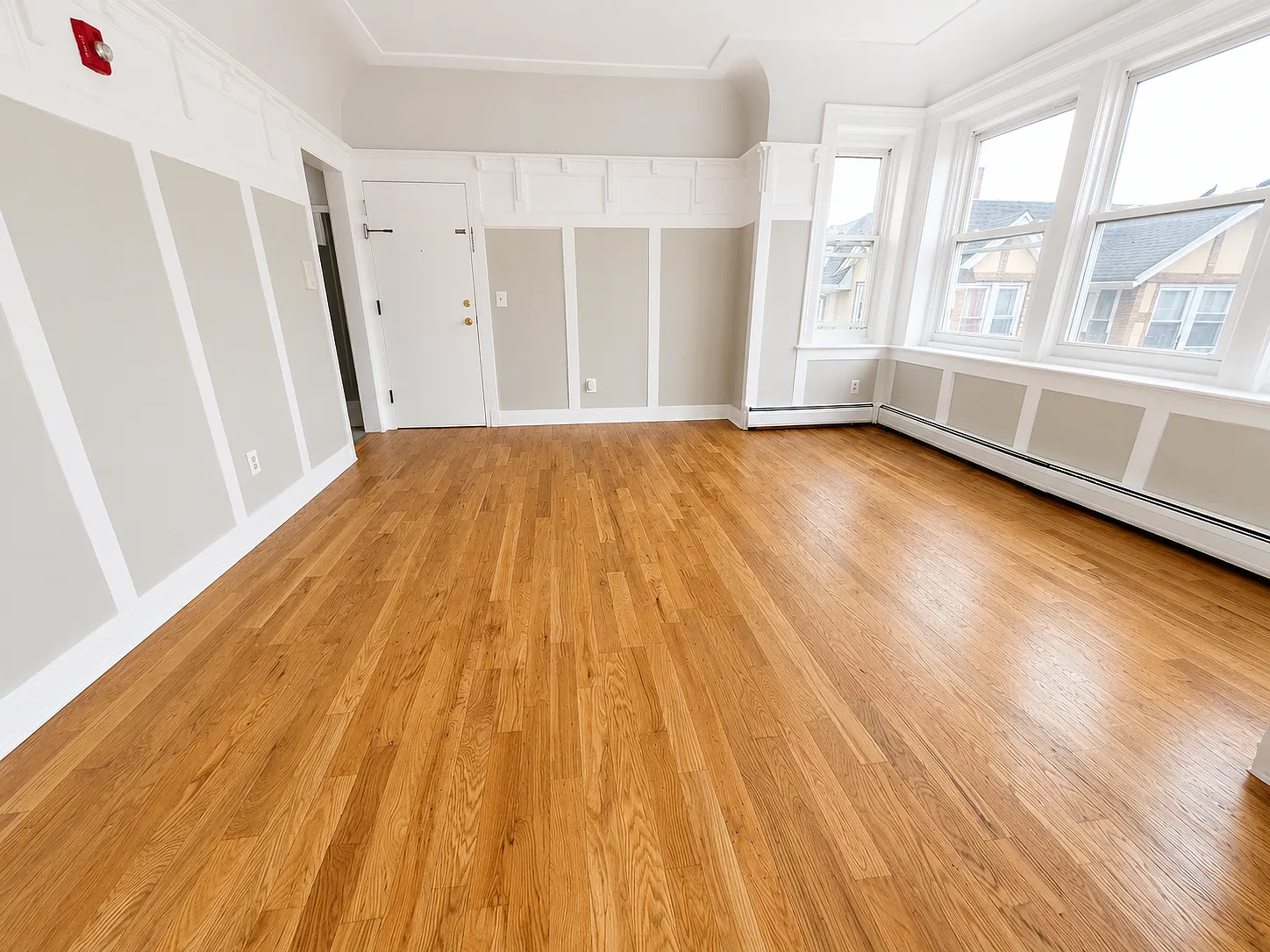 3 bed, 1200 sqft, $2,095 — Photo 4