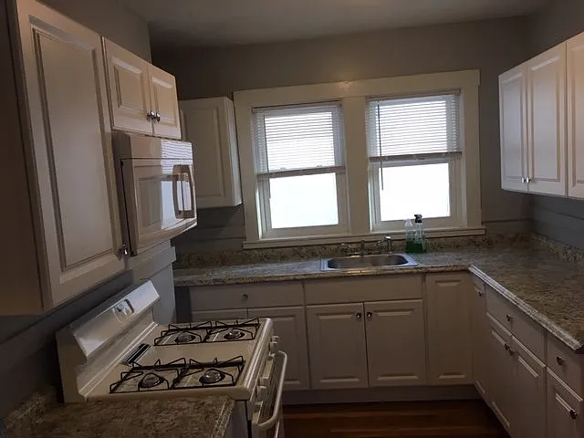 64 Endicott St #2 — Photo 6