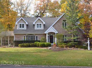 66 Arcadia Rd, Allendale, NJ 07401