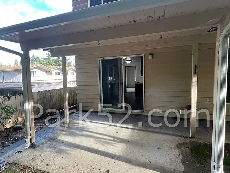 1446 Rainier Dr #4 — Photo 19