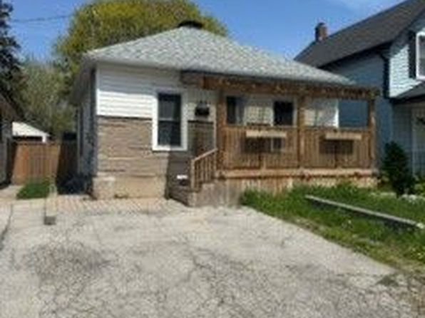 182 Bloor St W, Oshawa, ON L1J 1P7
