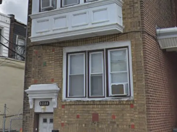 5208 Locust St #1, Philadelphia, PA 19139