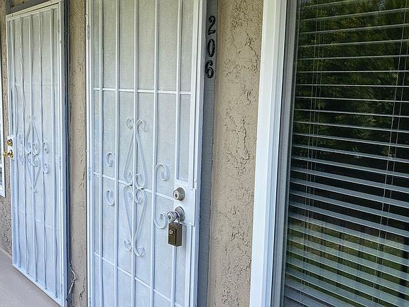3rd image of 20819 Elaine Ave APT 206