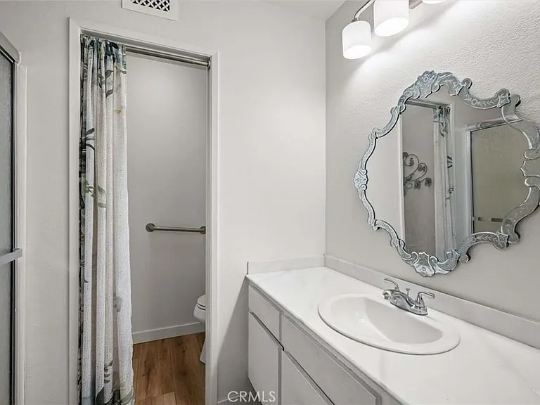 4683 Maxwell Ct — Photo 6