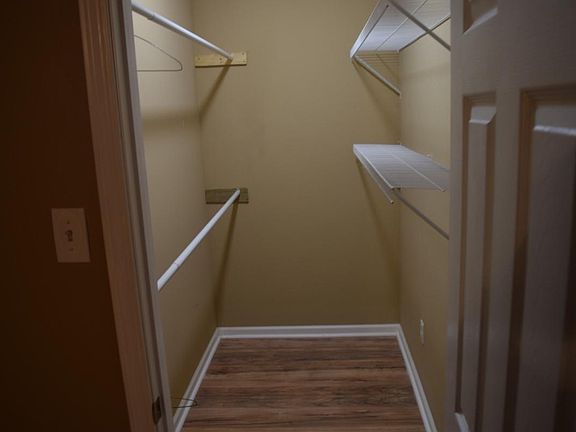 Walk in Closet!