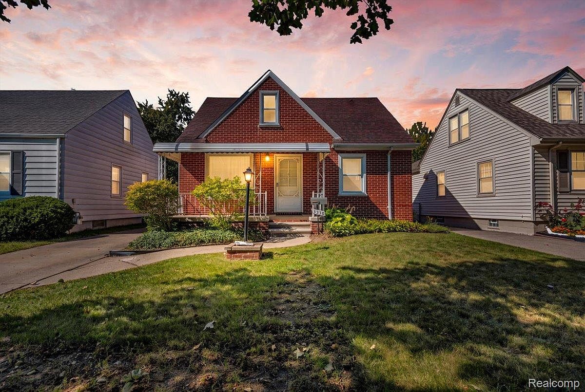 3330 Detroit St, Dearborn, MI 48124