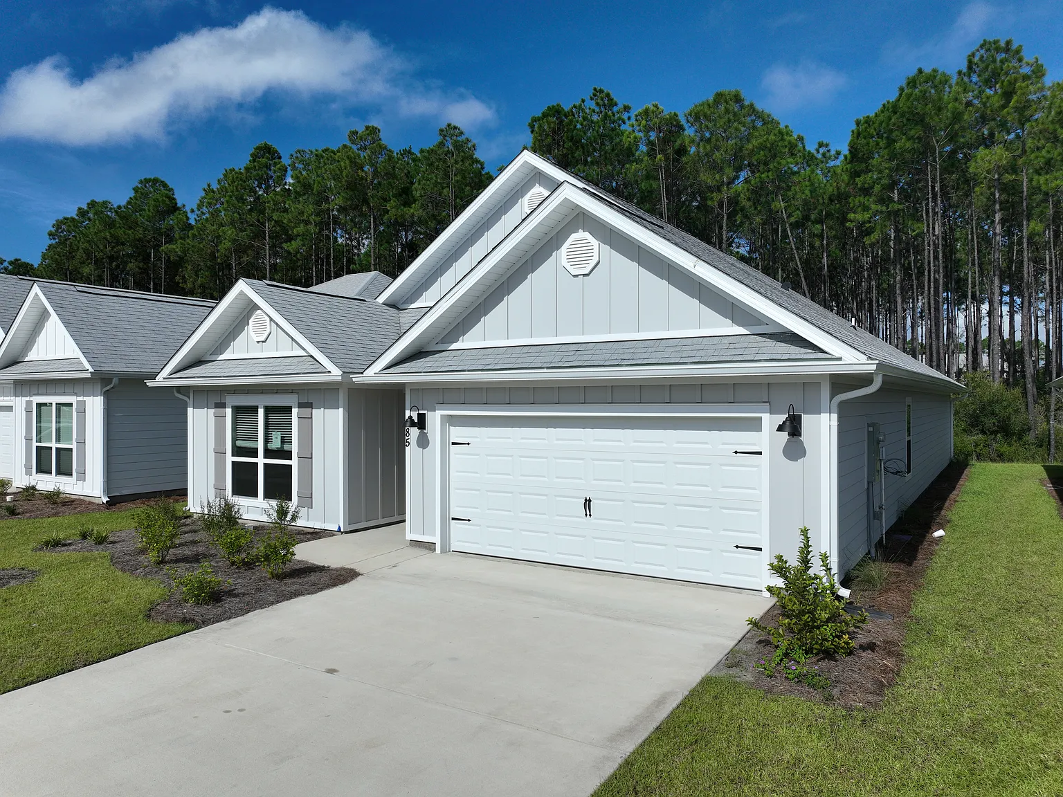 4 bed, 2044 sqft, $3,100 — Photo 2
